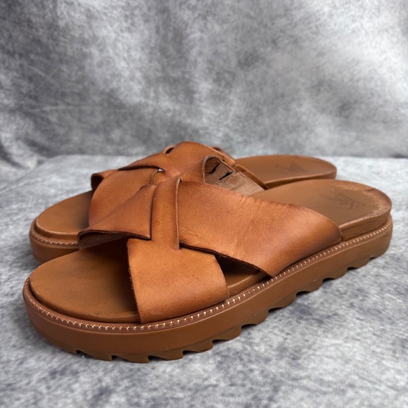 SOREL Women's Roaming Criss Cross Slide Sandal in Camel Brown Leather Size 7.5 - Picture 4 of 10